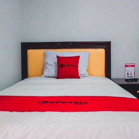Reddoorz Plus @ Helvetia Medan Eksteriør billede